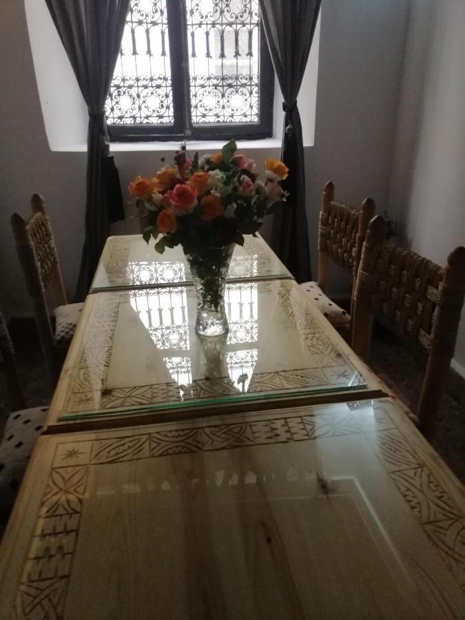 Charmant Riad Pour Familles Ou Groupes - Dar Mama Эс-Сувейра Экстерьер фото